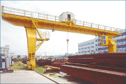 堆場龍門吊